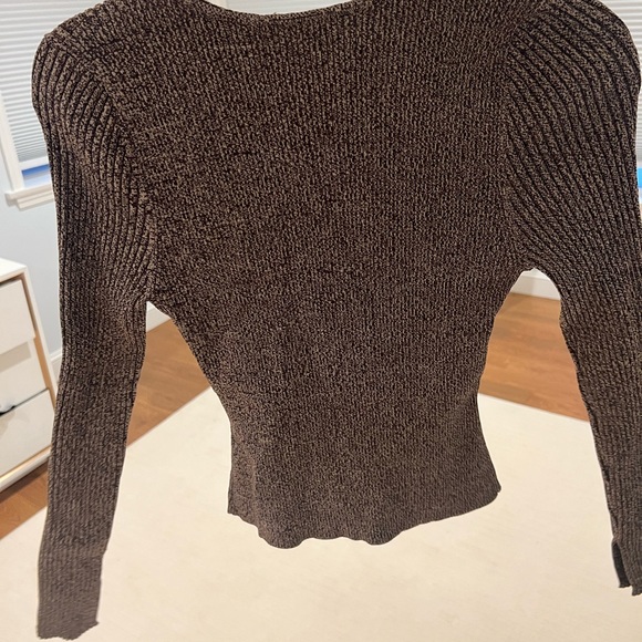 Jonathan Simkhai long sleeve top! Worn once and is in excellent condition - Picture 4 of 4